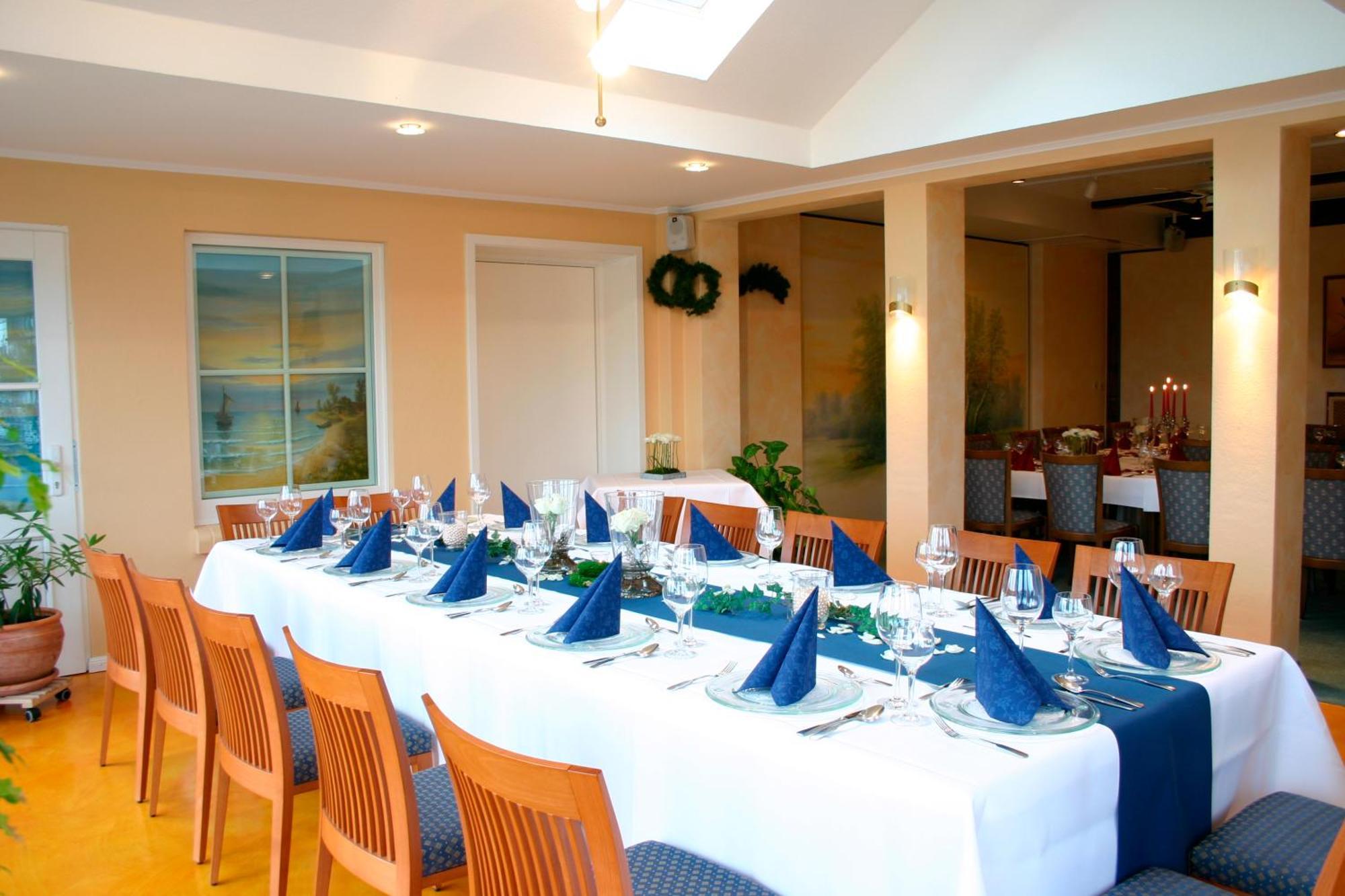 Land-Gut-Hotel Restaurant Kreuz Meyer Штур Экстерьер фото